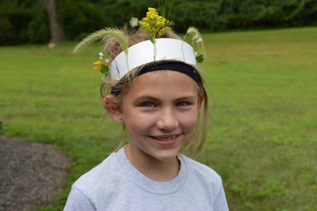 Nature Escapes for Kids: Create Your Own Headdress