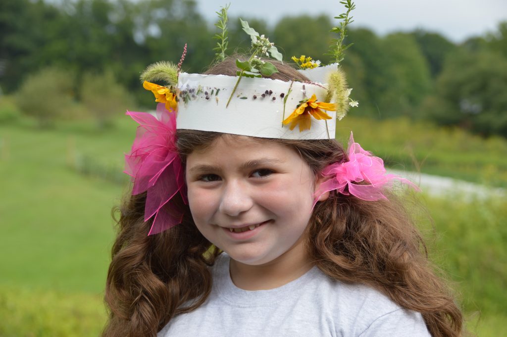 Nature Escapes for Kids: Create Your Own Headdress